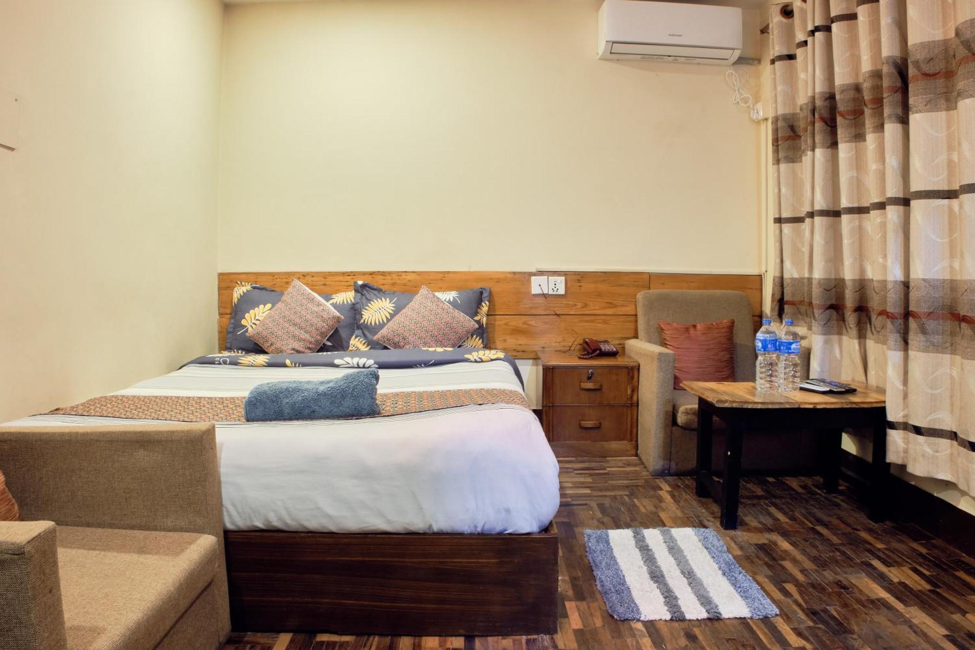 Hotel Shree Tara Kathmandu Exteriör bild