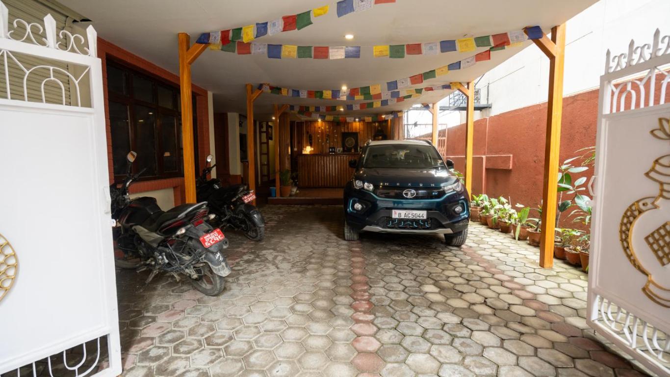 Hotel Shree Tara Kathmandu Exteriör bild