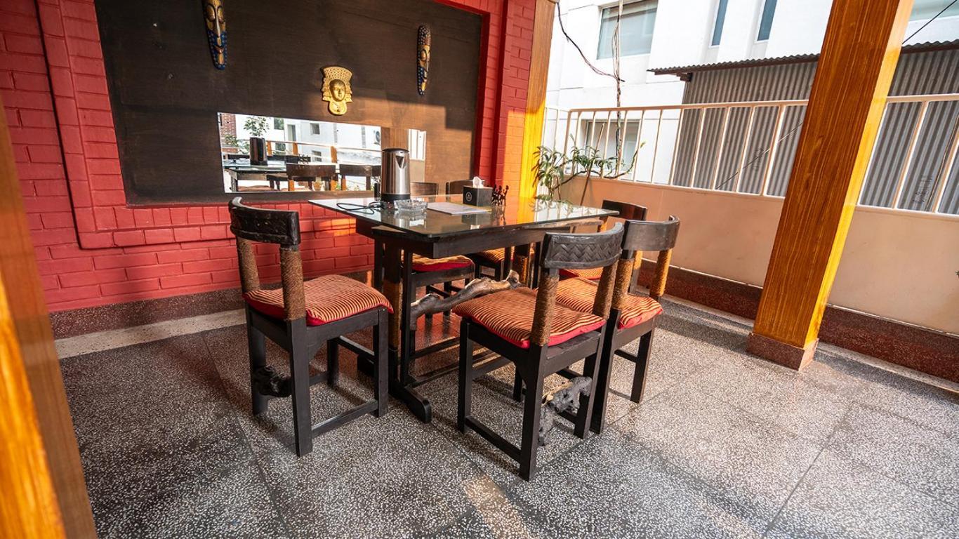 Hotel Shree Tara Kathmandu Exteriör bild